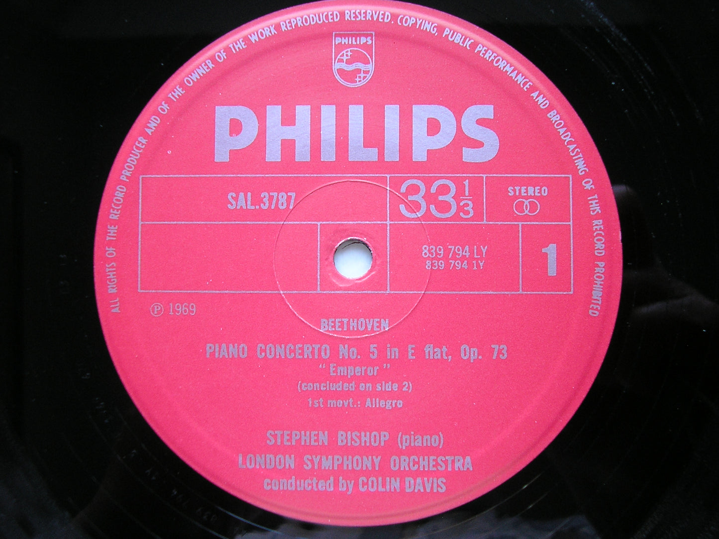 BEETHOVEN: PIANO CONCERTO No. 5 'Emperor'      BISHOP / LONDON SYMPHONY / DAVIS      SAL 3787