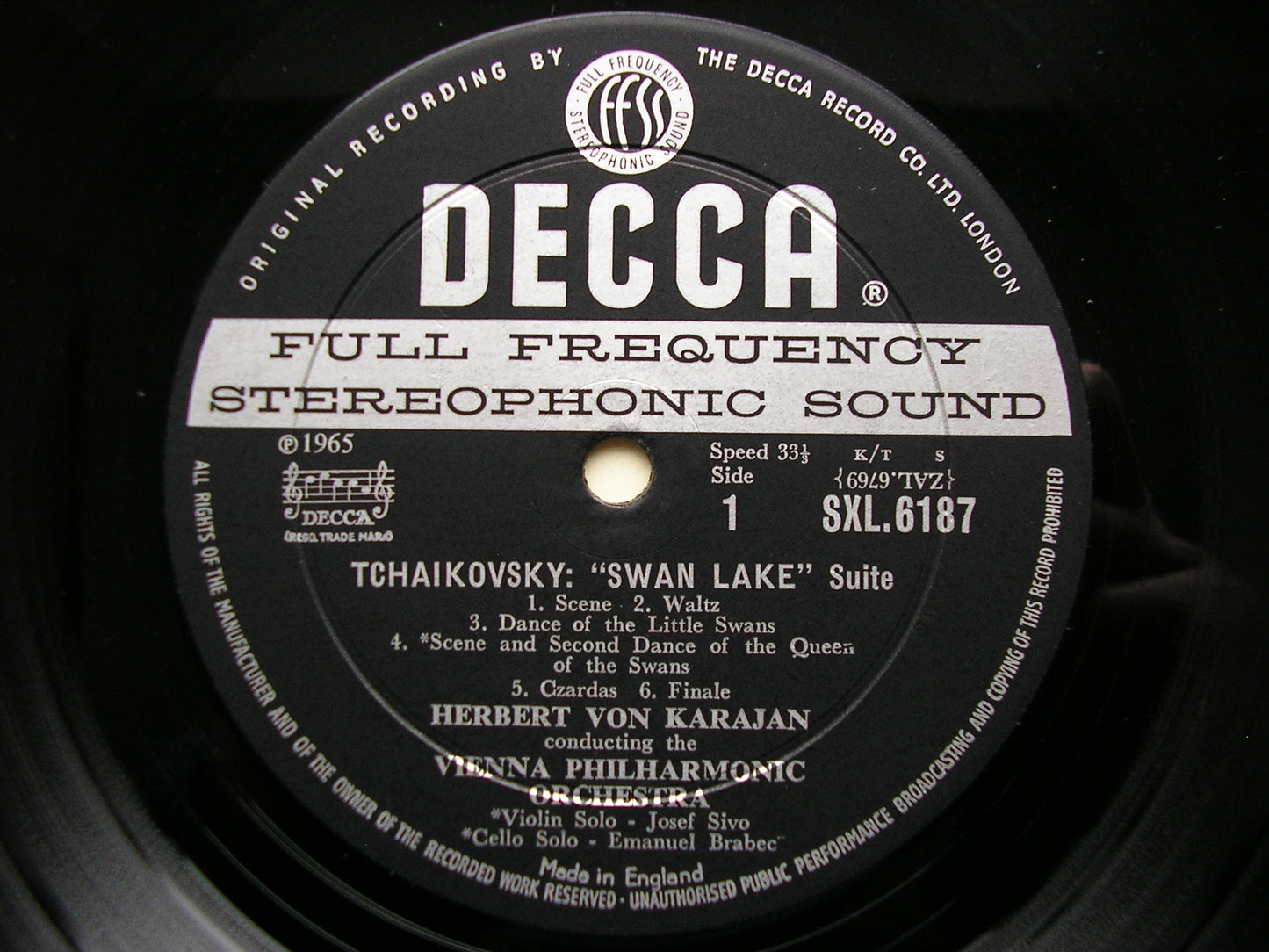 SXL 6187  TCHAIKOVSKY: SWAN LAKE Suite / SLEEPING BEAUTY Suite     KARAJAN / VIENNA PHILHARMONIC     ED1