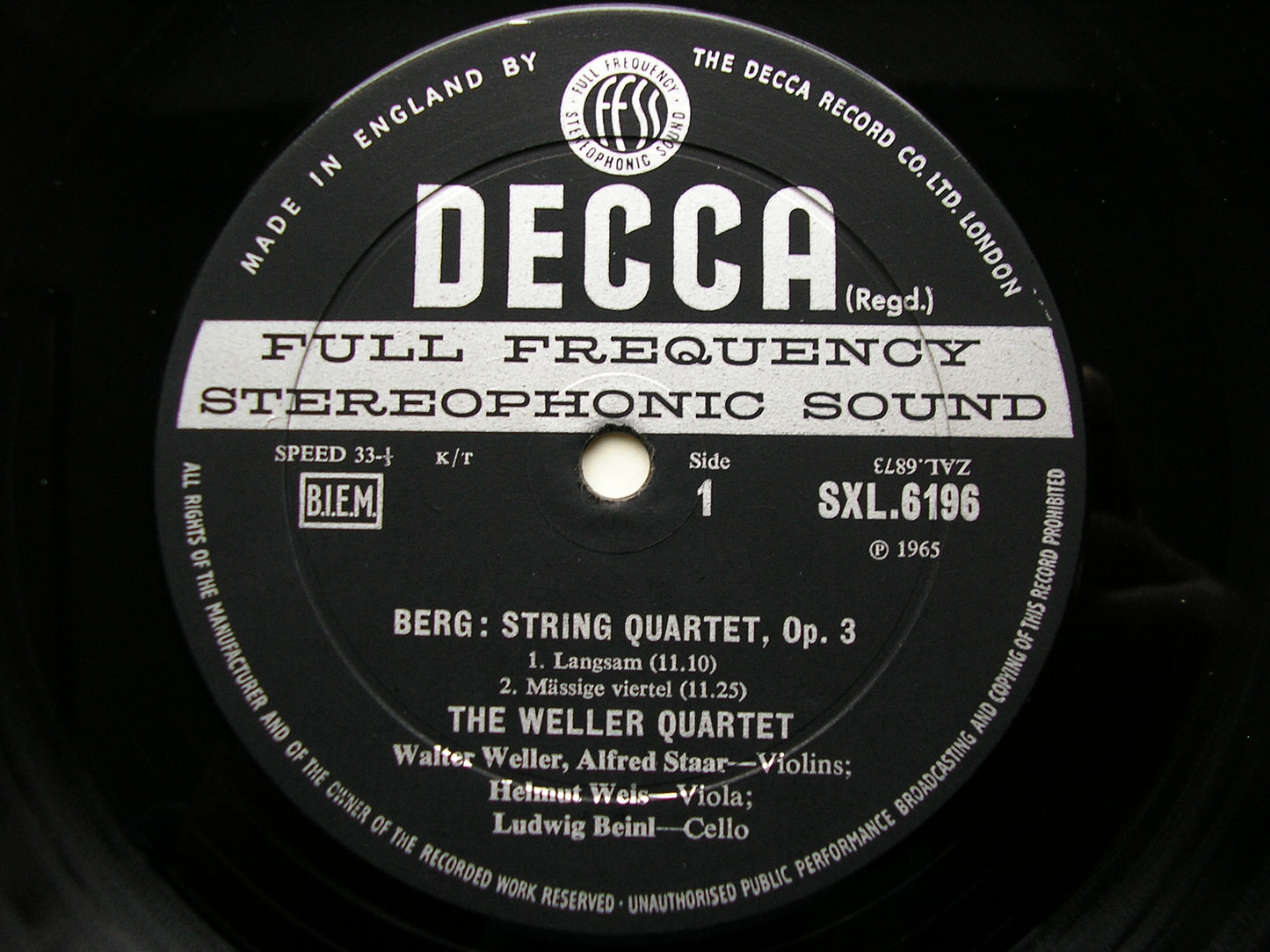 SXL 6196  SHOSTAKOVICH: STRING QUARTET No. 10 / BERG: QUARTET Op. 3      THE WELLER QUARTET     ED2