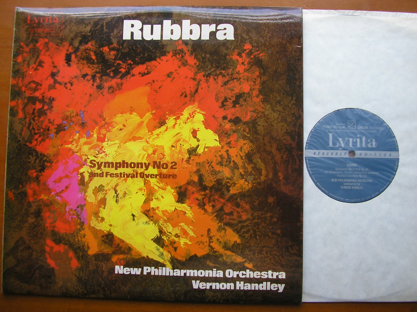 RUBBRA: SYMPHONY No. 2 / FESTIVAL OVERTURE      HANDLEY / NEW PHILHARMONIA     SRCS 96