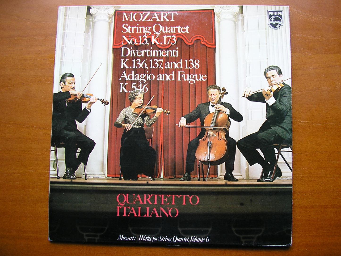 MOZART: STRING QUARTET No. 13 / DIVERTIMENTI K136 / 137 / 138 / ADAGIO & FUGUE K546       QUARTETTO ITALIANO      6500 645