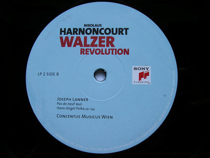 WALZER REVOLUTION: From Mozart to Lanner & Strauss      HARNONCOURT / CONCENTUS  MUSICUS VIENNA    3LP    88985342011