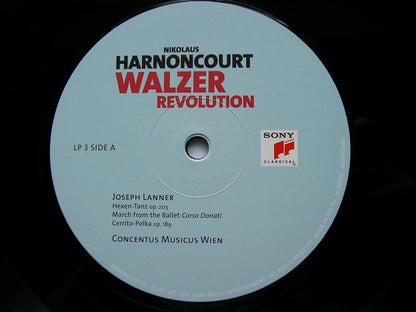 WALZER REVOLUTION: From Mozart to Lanner & Strauss      HARNONCOURT / CONCENTUS  MUSICUS VIENNA    3LP    88985342011