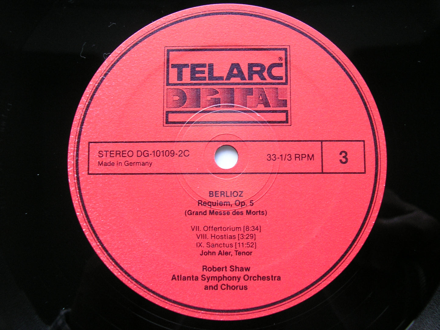BERLIOZ: REQUIEM    ALER / ATLANTA SYMPHONY / SHAW    2LP    DG-10109-2