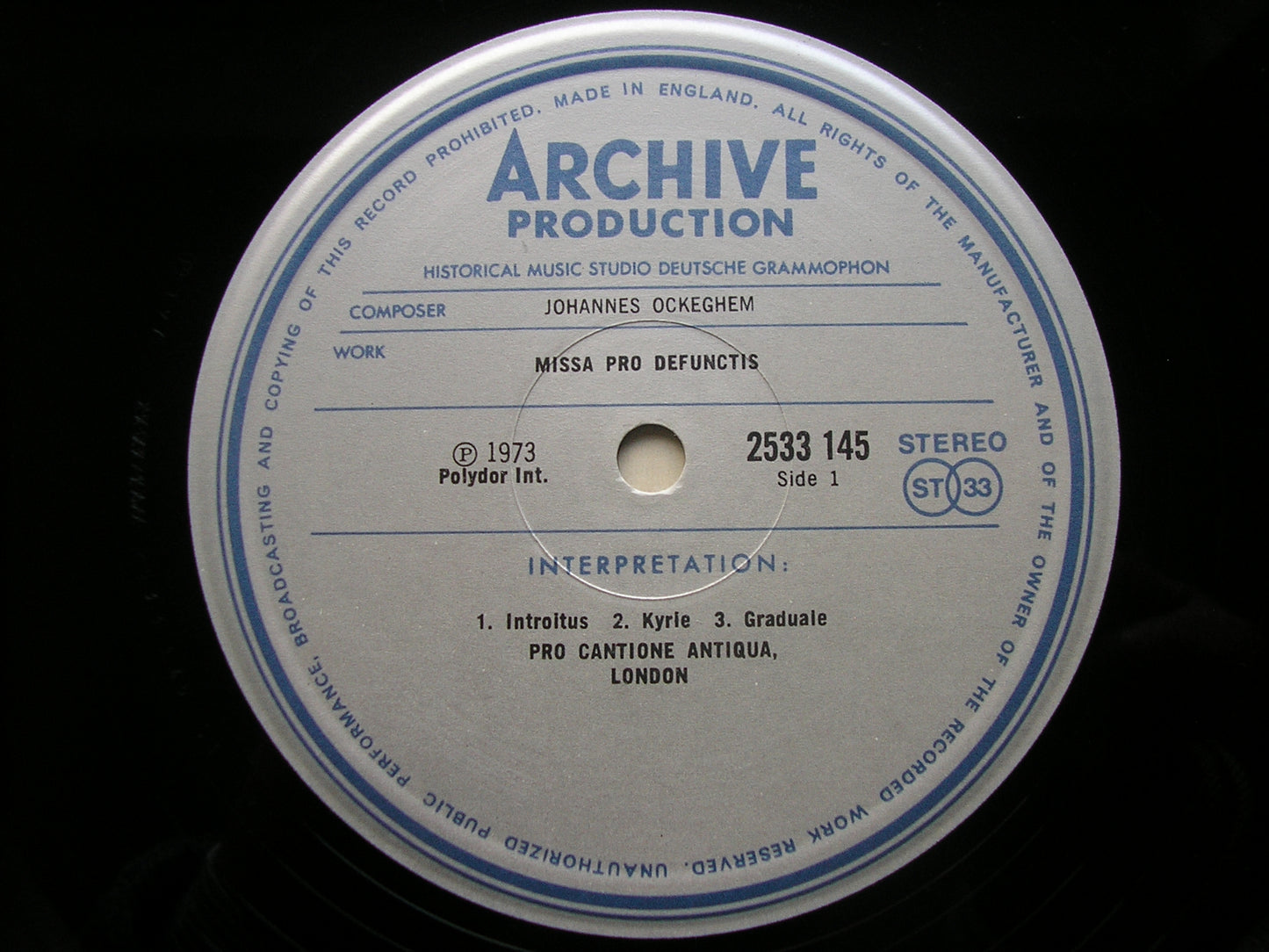 JOSQUIN: DEPLORATION SUR LA MORT D'OCKEGHEM / OCKEGHEM: MISSA PRO DEFUNCTIS     PRO CANTIONE ANTIQUA / TURNER      2533 145