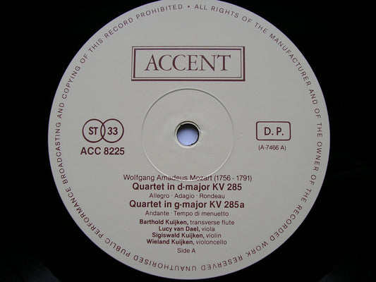 MOZART: FLUTE QUARTETS    KUIJKEN B / VAN DAEL / KUIJKEN W / KUIJKEN S     ACC 8225