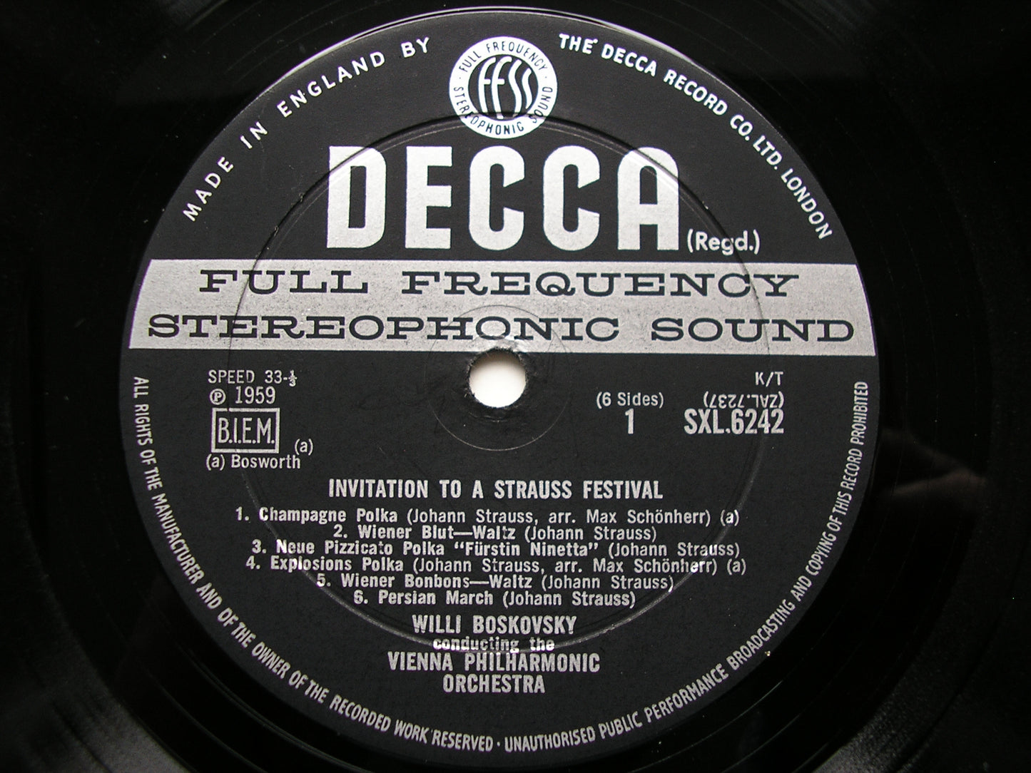 SXL 6242/4  INVITATION TO A STRAUSS FESTIVAL: MUSIC OF THE STRAUSS FAMILY    BOSKOVSKY / VIENNA PHILHARMONIC    3LP     ED2