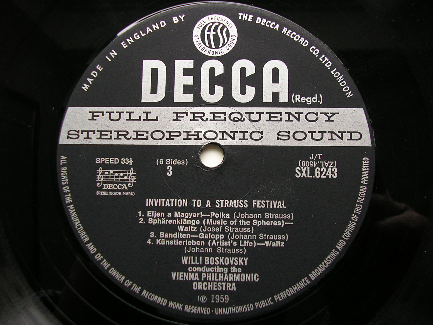 SXL 6242/4  INVITATION TO A STRAUSS FESTIVAL: MUSIC OF THE STRAUSS FAMILY    BOSKOVSKY / VIENNA PHILHARMONIC    3LP     ED2