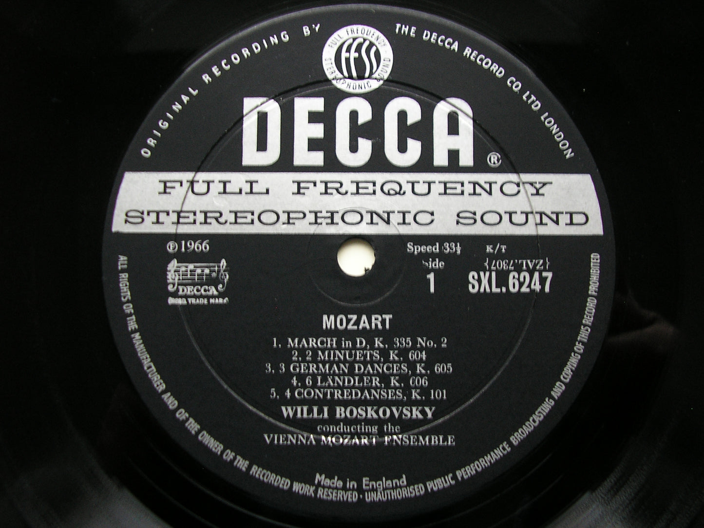 SXL 6247  MOZART: COMPLETE DANCES & MARCHES  Volume 8     BOSKOVSKY / VIENNA MOZART ENSEMBLE     ED