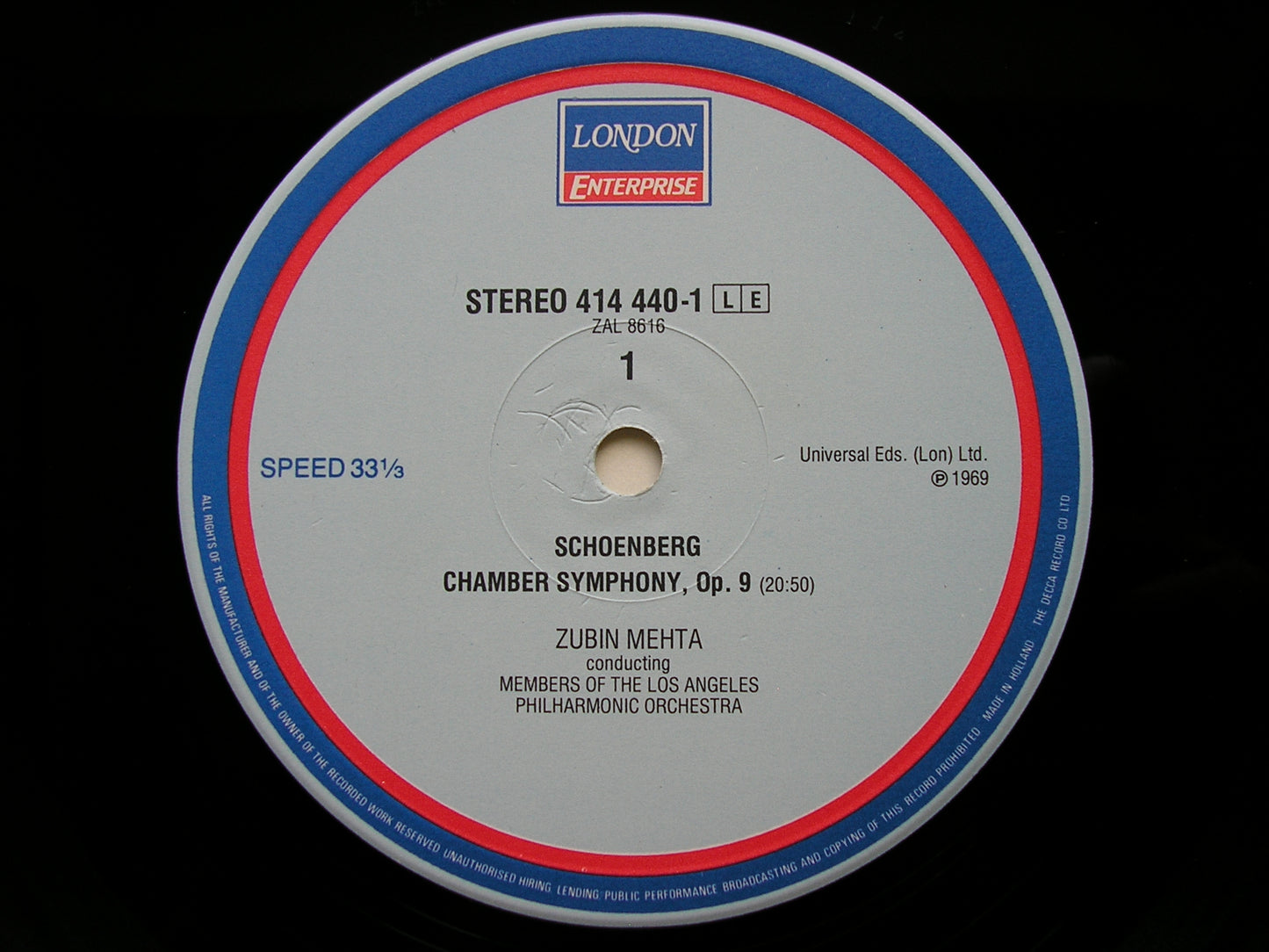 SCHOENBERG: CHAMBER SYMPHONY Op. 9 / VARIATIONS Op. 31       MEHTA / LOS ANGELES PHILHARMONIC     414 440