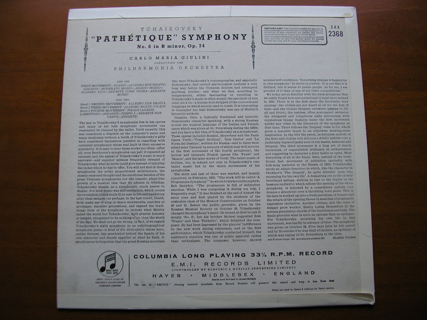 TCHAIKOVSKY: SYMPHONY No. 6 'Pathetique'      GIULINI / PHILHARMONIA    SAX 2368