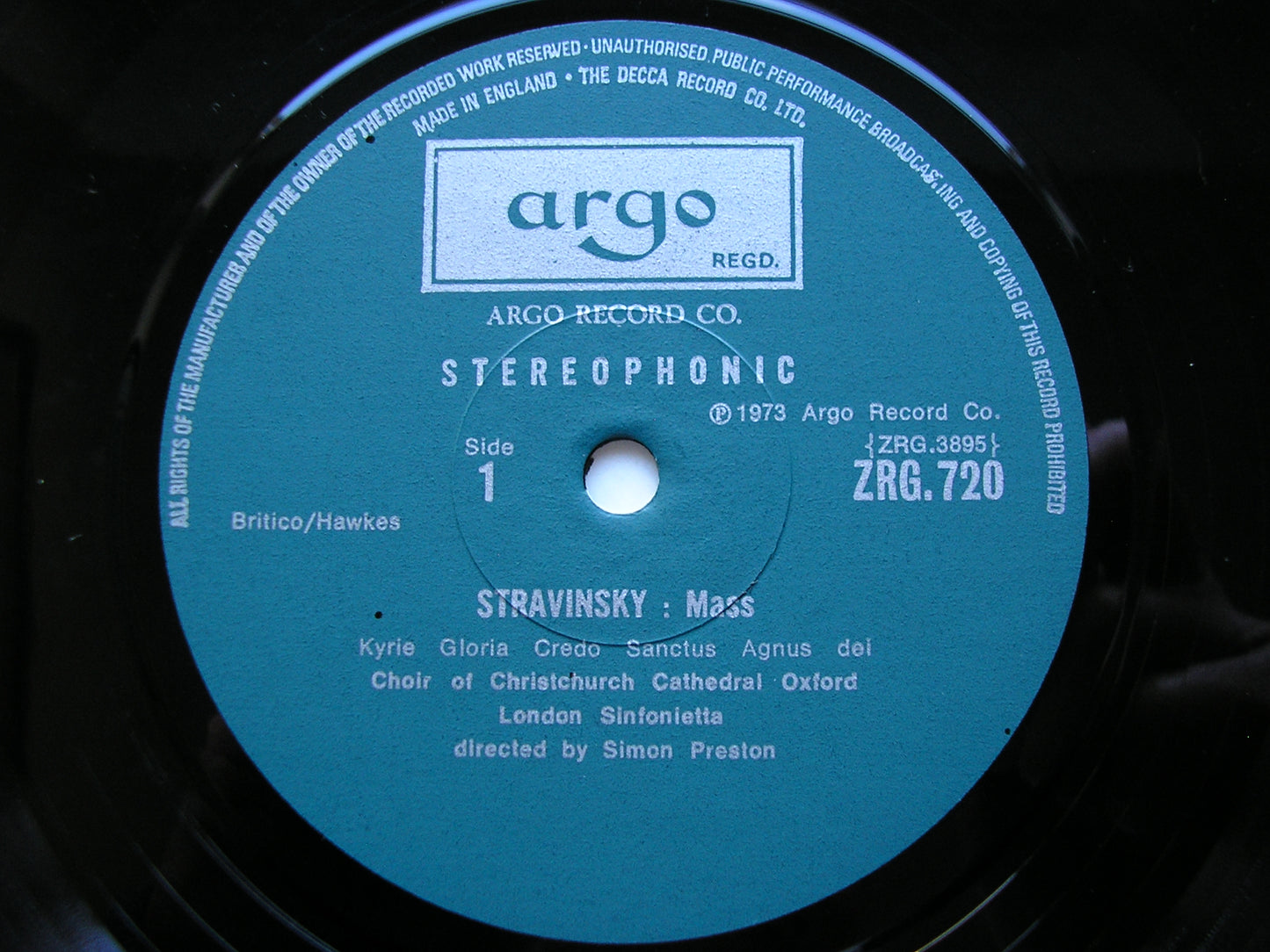 STRAVINSKY: MASS / POULENC: EASTER & CHRISTMAS MOTETS     CHOIR OF CHRIST CHURCH, OXFORD / LONDON SINFONIETTA / PRESTON    ZRG 720