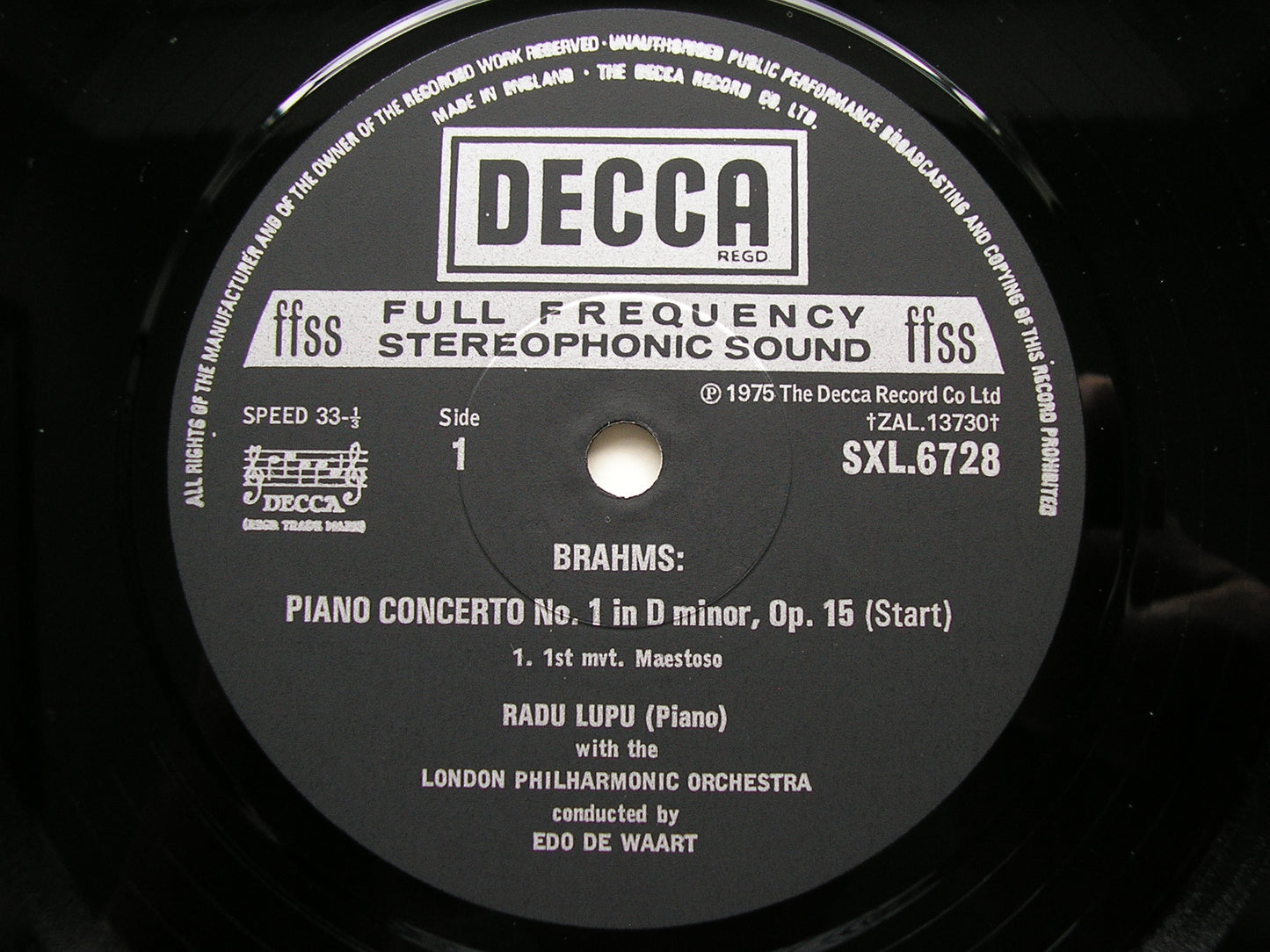 BRAHMS: PIANO CONCERTO No. 1     LUPU / LONDON PHILHARMONIC / DE WAART     SXL 6728