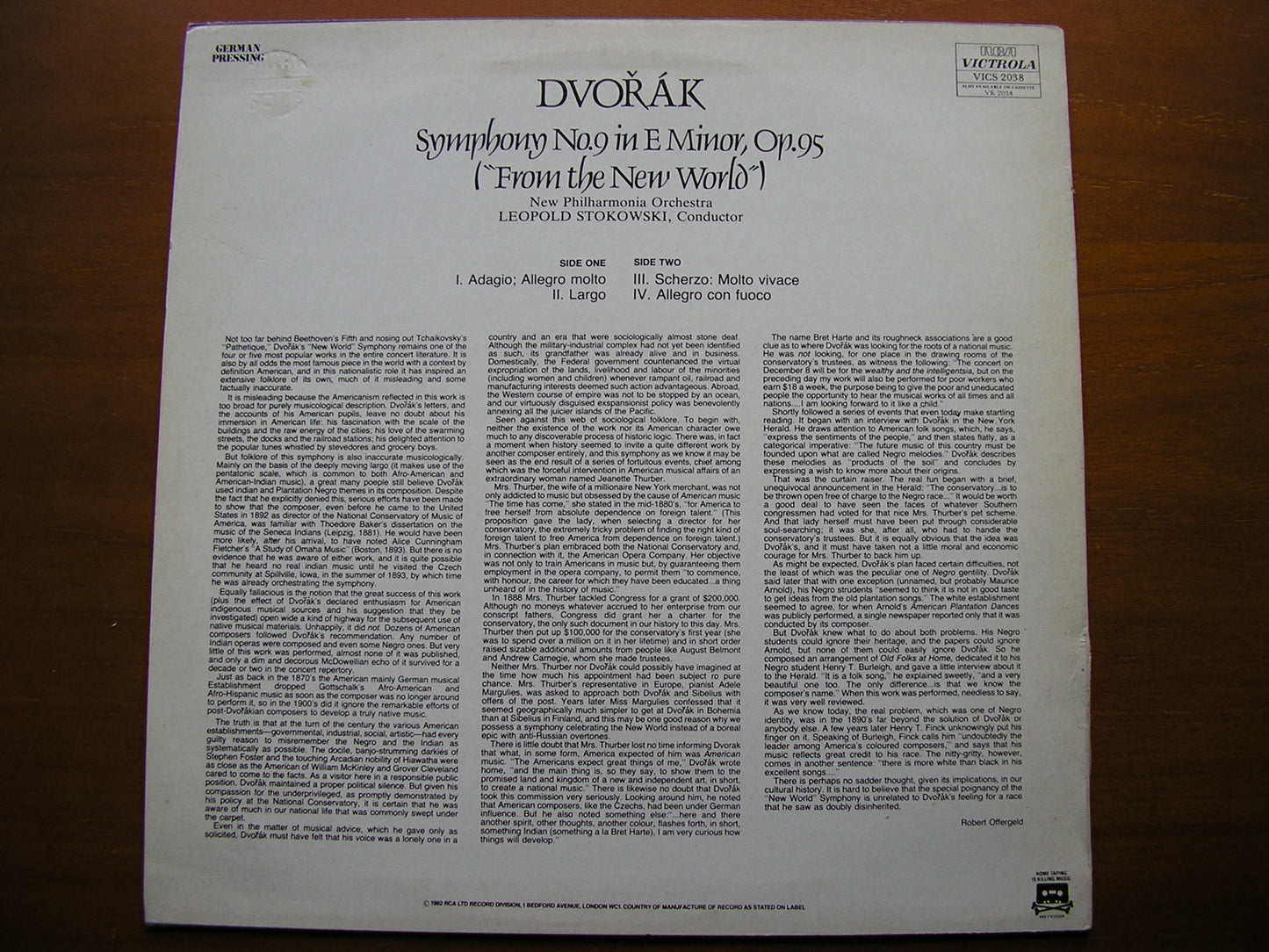 DVORAK: SYMPHONY No. 9      STOKOWSKI / NEW PHILHARMONIA      VICS 2038