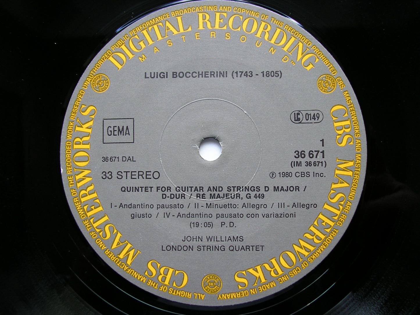 BOCCHERINI: GUITAR QUINTETS G 449 / G 450 / GUSTAVINO: LAS PRESENCIAS No. 6      WILLIAMS / LNDON STRING QUARTET    36671