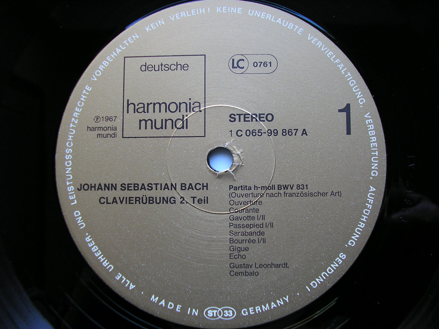 BACH: PARTITA in B / ITALIAN CONCERTO   GUSTAV LEONHARDT    065 99 867