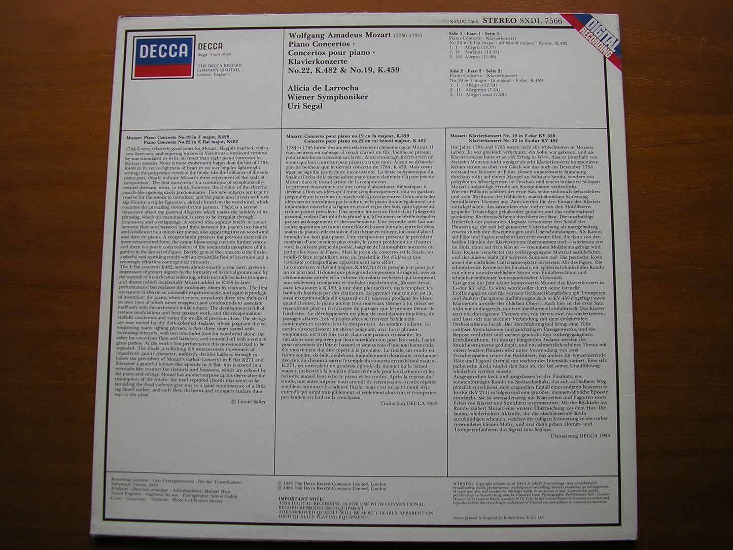 MOZART: PIANO CONCERTOS Nos. 22 & 19      DE LARROCHA / VIENNA SYMPHONY / SEGAL     SXDL 7566