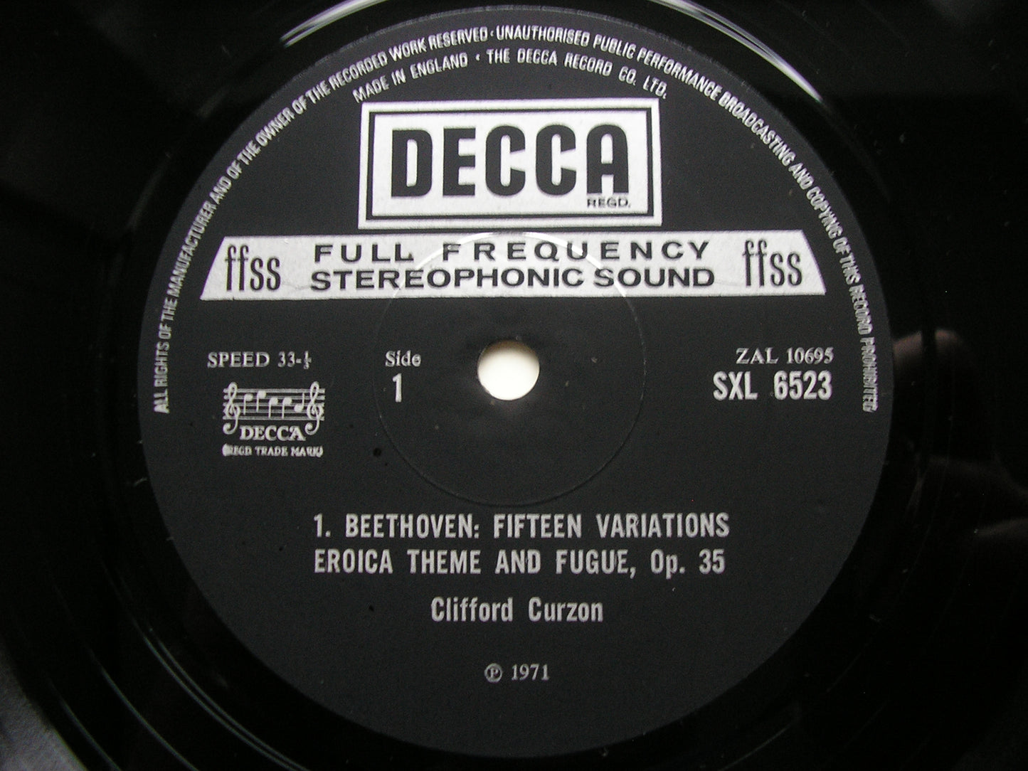 BEETHOVEN: EROICA VARIATIONS / SCHUBERT: MOMENTS MUSICAUX     CLIFFORD CURZON     SXL 6523
