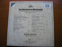 THE HARMONIOUS BLACKSMITH: FAVOURITE HARPSICHORD PIECES      TREVOR PINNOCK   413 591