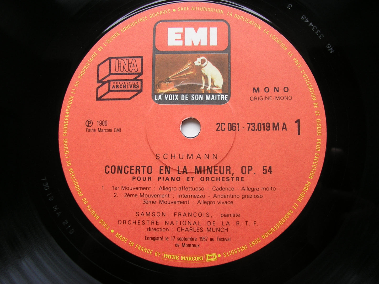 SCHUMANN: PIANO CONCERTO / PAPILLONS / WIECK VARIATIONS / LISZT: VALSE-IMPROMPTU     FRANCOIS / FRENCH RADIO ORCHESTRA / MUNCH    061 73019