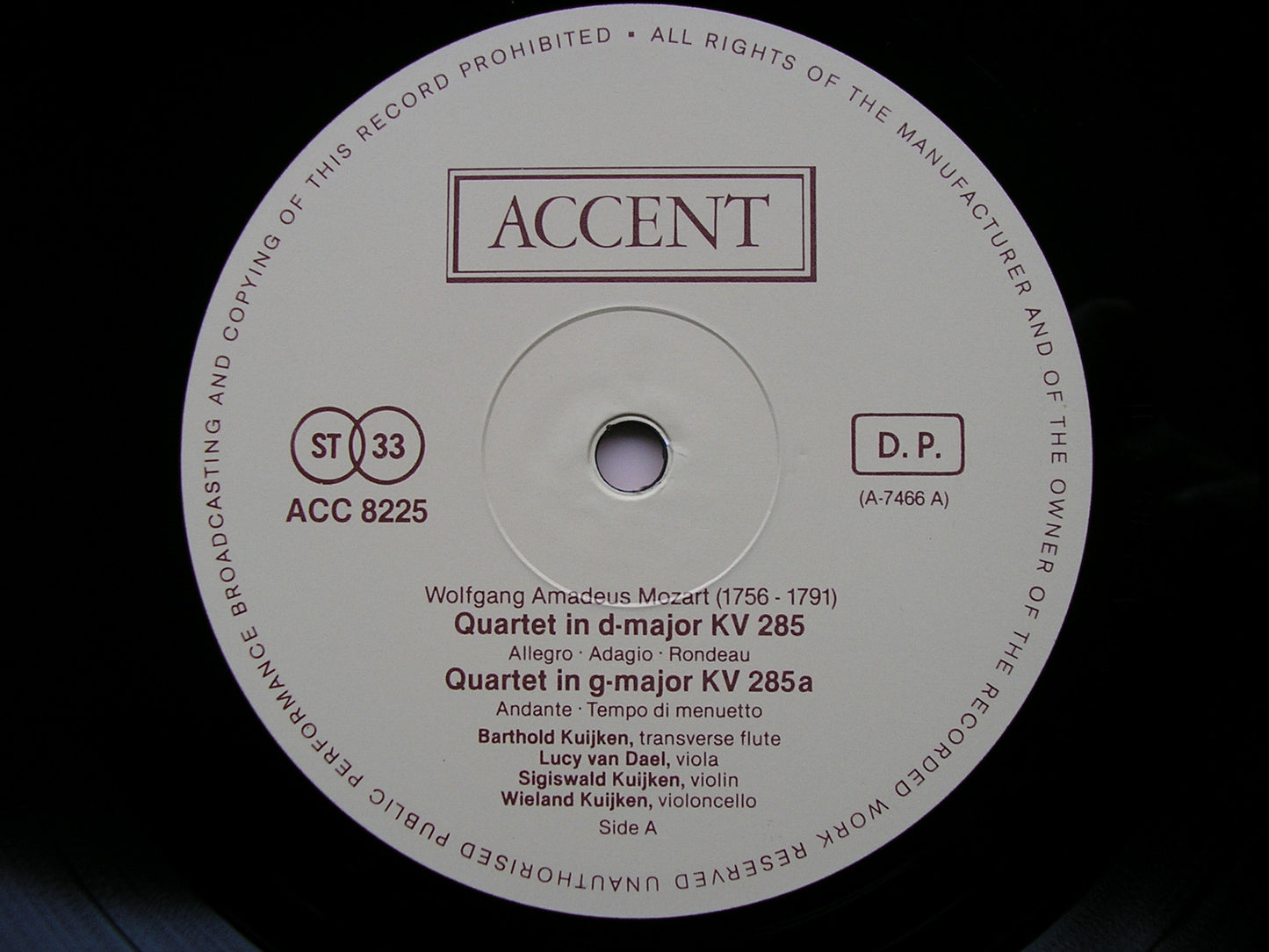 MOZART: FLUTE QUARTETS  KUIJKENS / VAN DAEL   ACC 8225