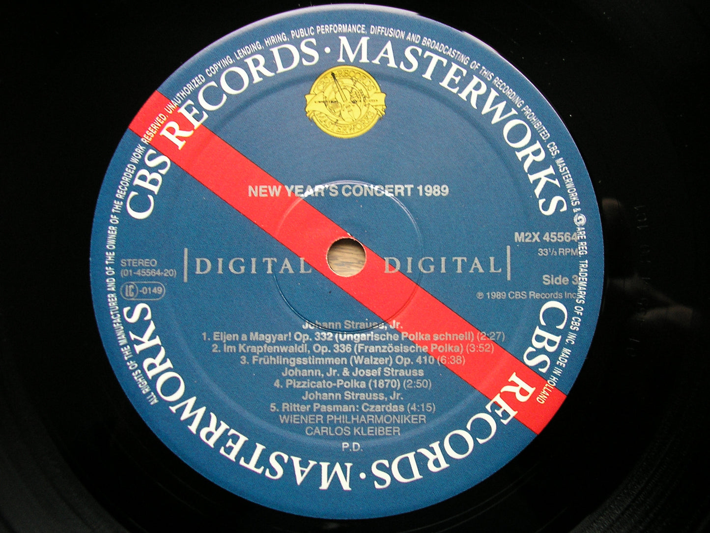 CARLOS KLEIBER CONDUCTS NEW YEAR'S CONCERT 1989   KLEIBER / VIENNA PHILHARMONIC   M2X 45564