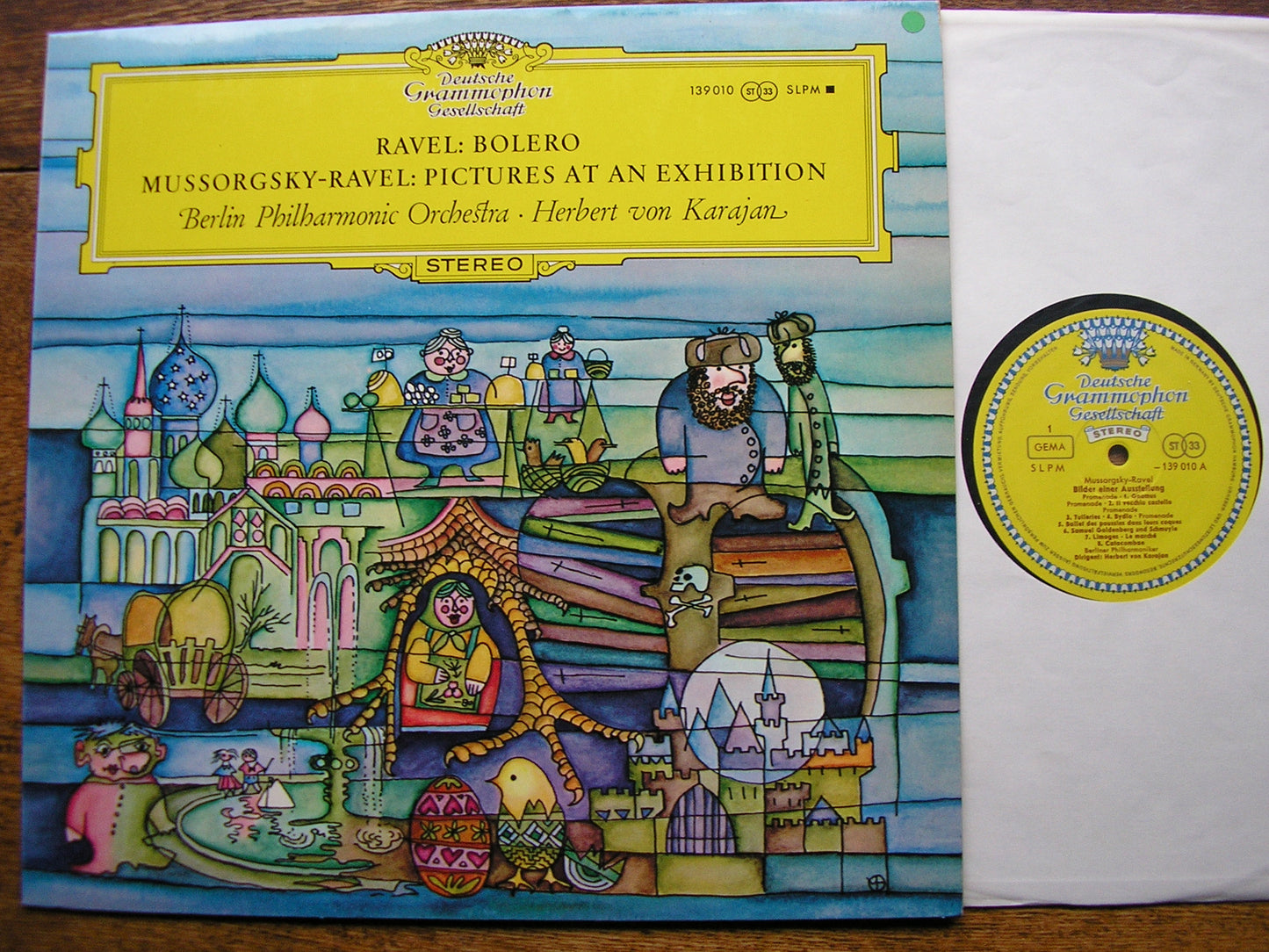 MUSSORGSKY: PICTURES AT AN EXHIBITION / RAVEL: BOLERO    KARAJAN / BERLIN PHILHARMONIC   139 010