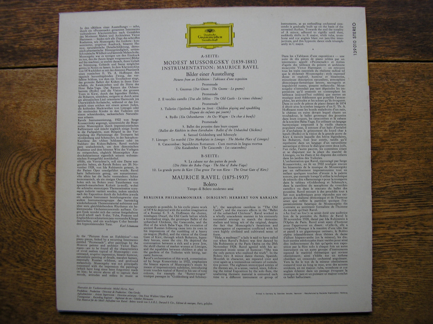 MUSSORGSKY: PICTURES AT AN EXHIBITION / RAVEL: BOLERO    KARAJAN / BERLIN PHILHARMONIC   139 010