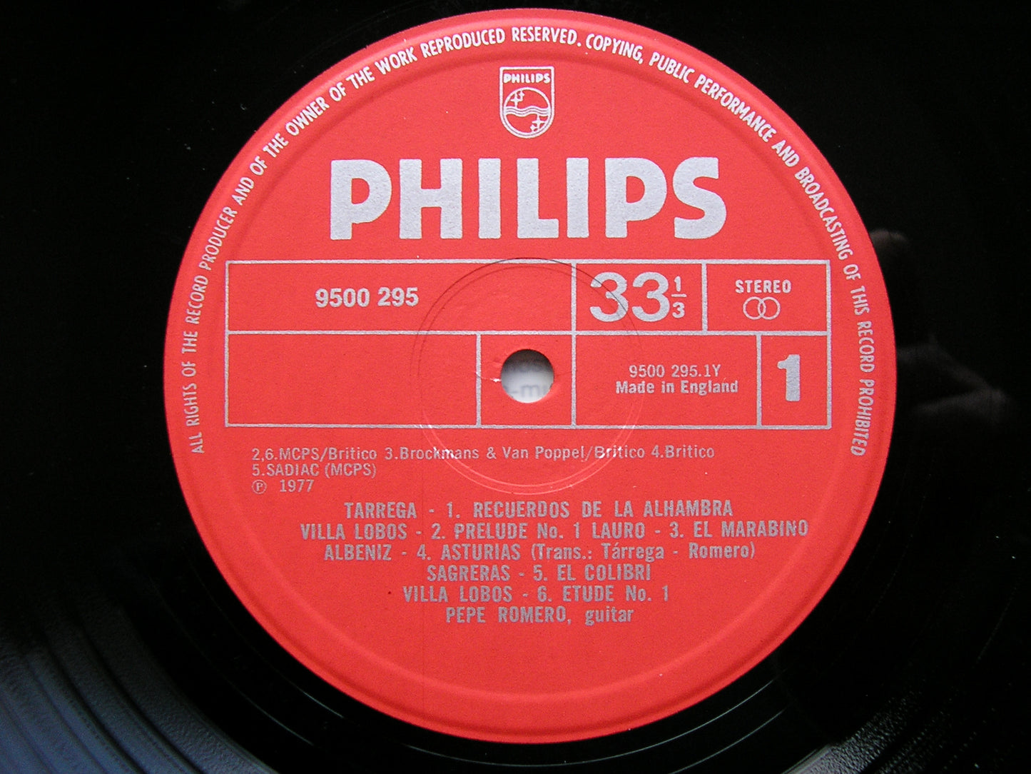 FAMOUS GUITAR MUSIC: TARREGA / ALBENIZ / SOR / LAURO    ROMERO  9500 295