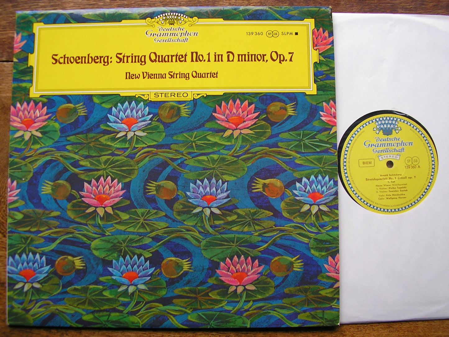 SCHOENBERG: STRING QUARTET No. 1   NEW VIENNA STRING QUARTET  139 360