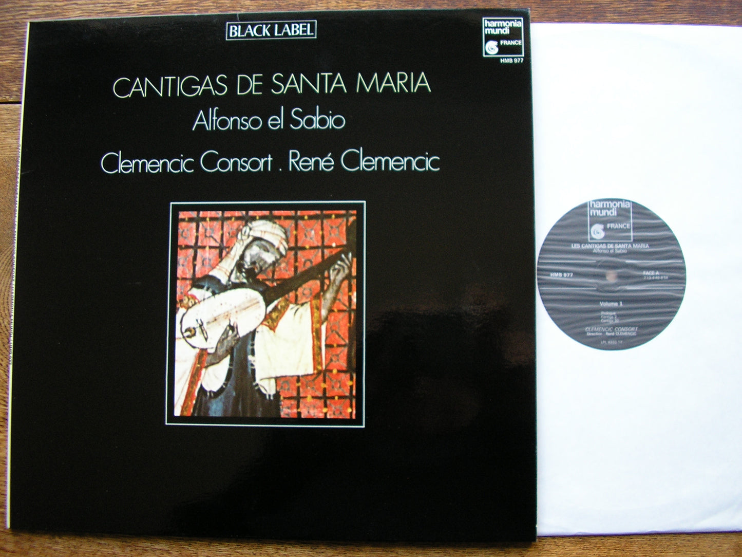 CANTIGAS DE SANTA MARIA    CLEMENCIC CONSORT   HMB 977