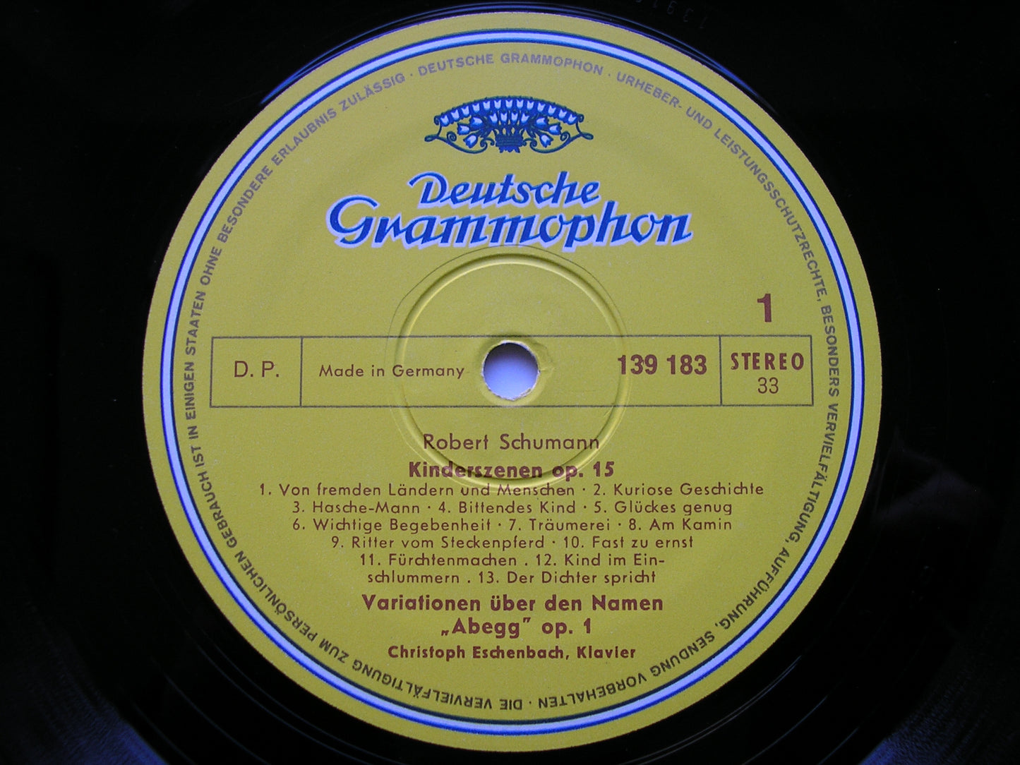 SCHUMANN: KINDERSZENEN / WALDSZENEN / INTERMEZZI      CHRISTOPH ESCHENBACH    139 183