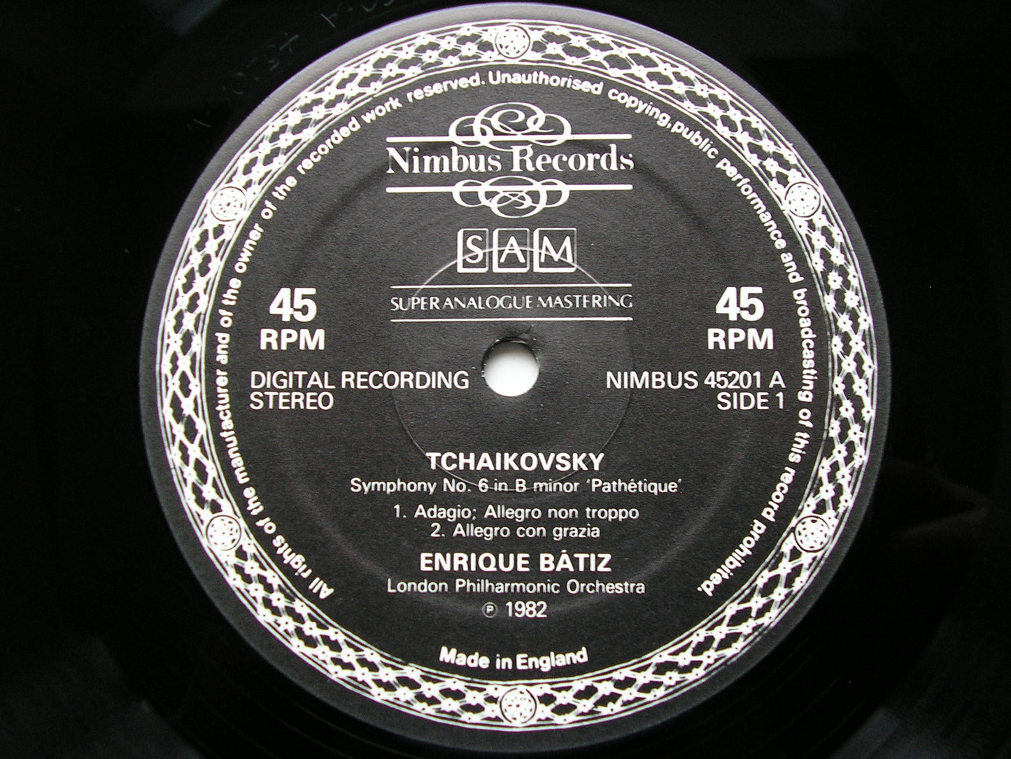 TCHAIKOVSKY: SYMPHONY No. 6     BATIZ / LONDON PHILHARMONIC    NIMBUS 45201