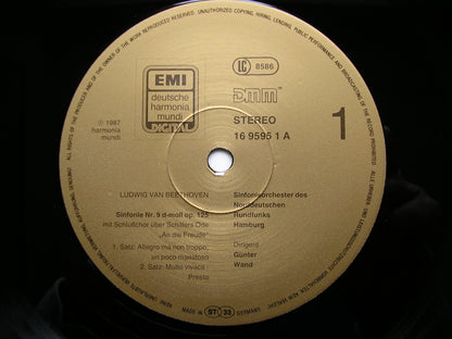 BEETHOVEN: SYMPHONY No. 9    SOLOISTS / NDR ORCHESTRA / WAND  EL 16 9595