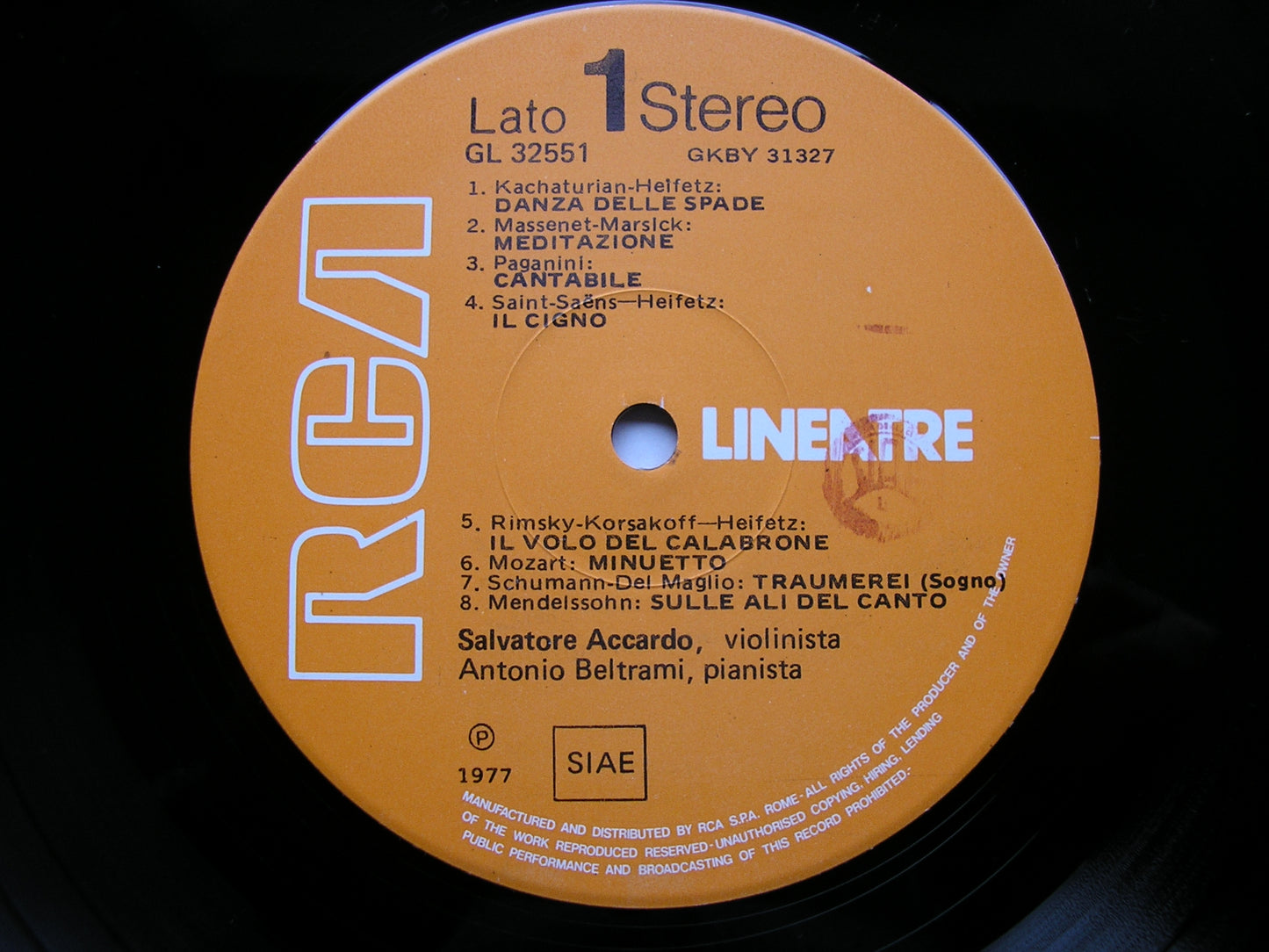 SALVATORE ACCARDO RECITAL OF VIRTUOSO SHOWPIECES FOR VIOLIN     ACCARDO / BELTRAMI    GL 32551