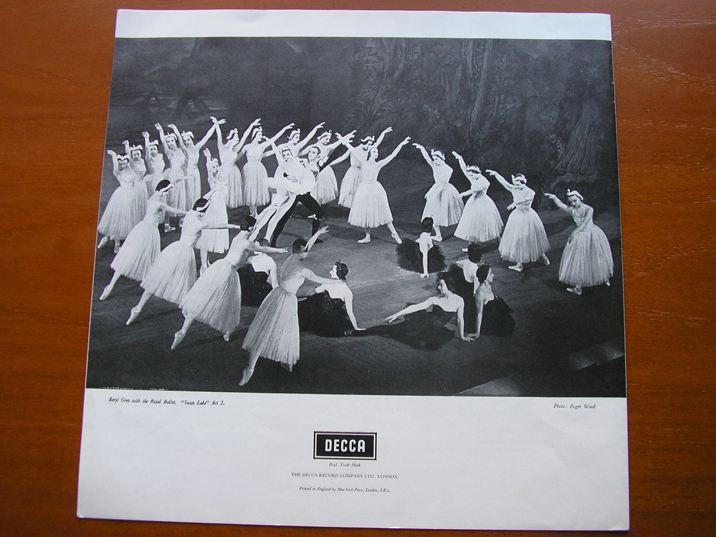 TCHAIKOVSKY: SWAN LAKE     ANSERMET / SUISSE ROMANDE     SXL 2107-8