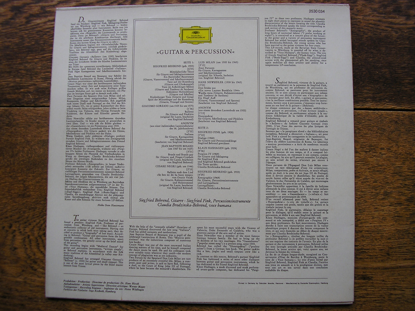 GUITAR & PERCUSSION: MUSIC OF THE 16th & 20th CENTURIES   SIEGFRIED BEHREND / SIEGFRIED FINK   2530 034