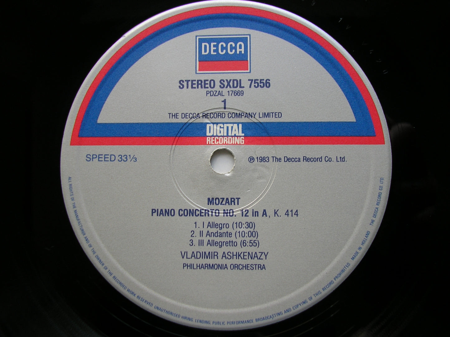 MOZART: THE PIANO CONCERTOS      VLADIMIR ASHKENAZY / PHILHARMONIA   10 LP
