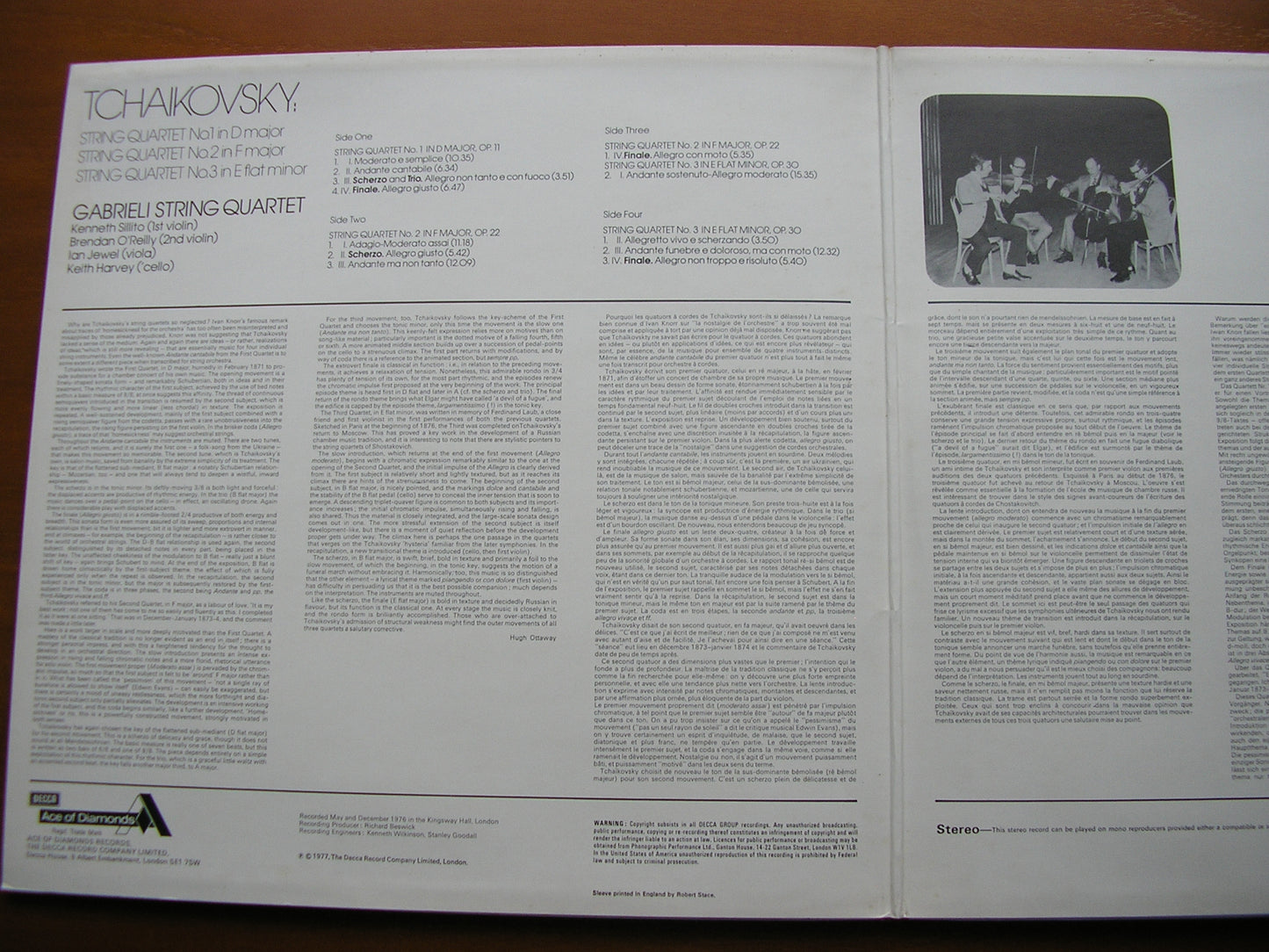 TCHAIKOVSKY: THE THREE STRING QUARTETS     GABRIELI QUARTET     SDD 524 / 5