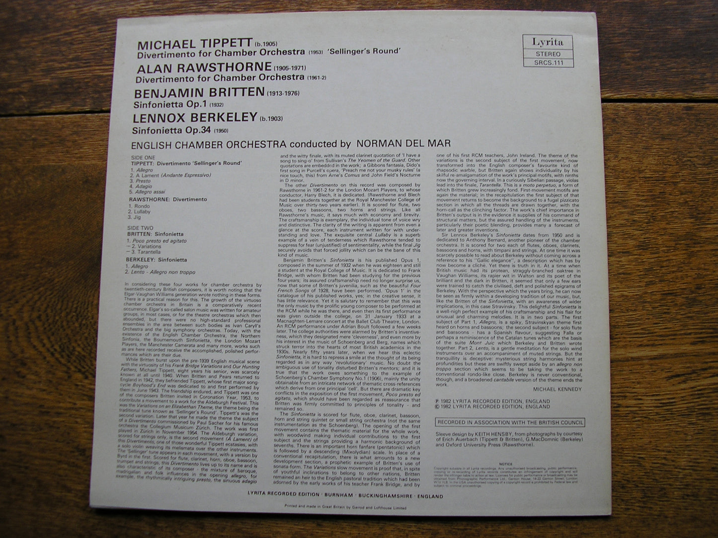 BRITTEN: SINFONIETTA / TIPPETT: DIVERTIMENTO   DEL MAR / ENGLISH CHAMBER ORCHESTRA   SRCS 111