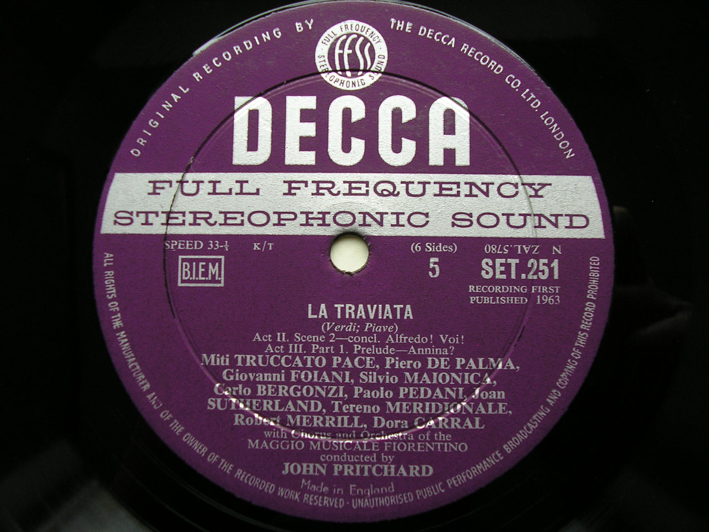 VERDI: LA TRAVIATA - SUTHERLAND / BERGONZI / MERRILL / OMMF / JOHN PRITCHARD   SET 249 / 51