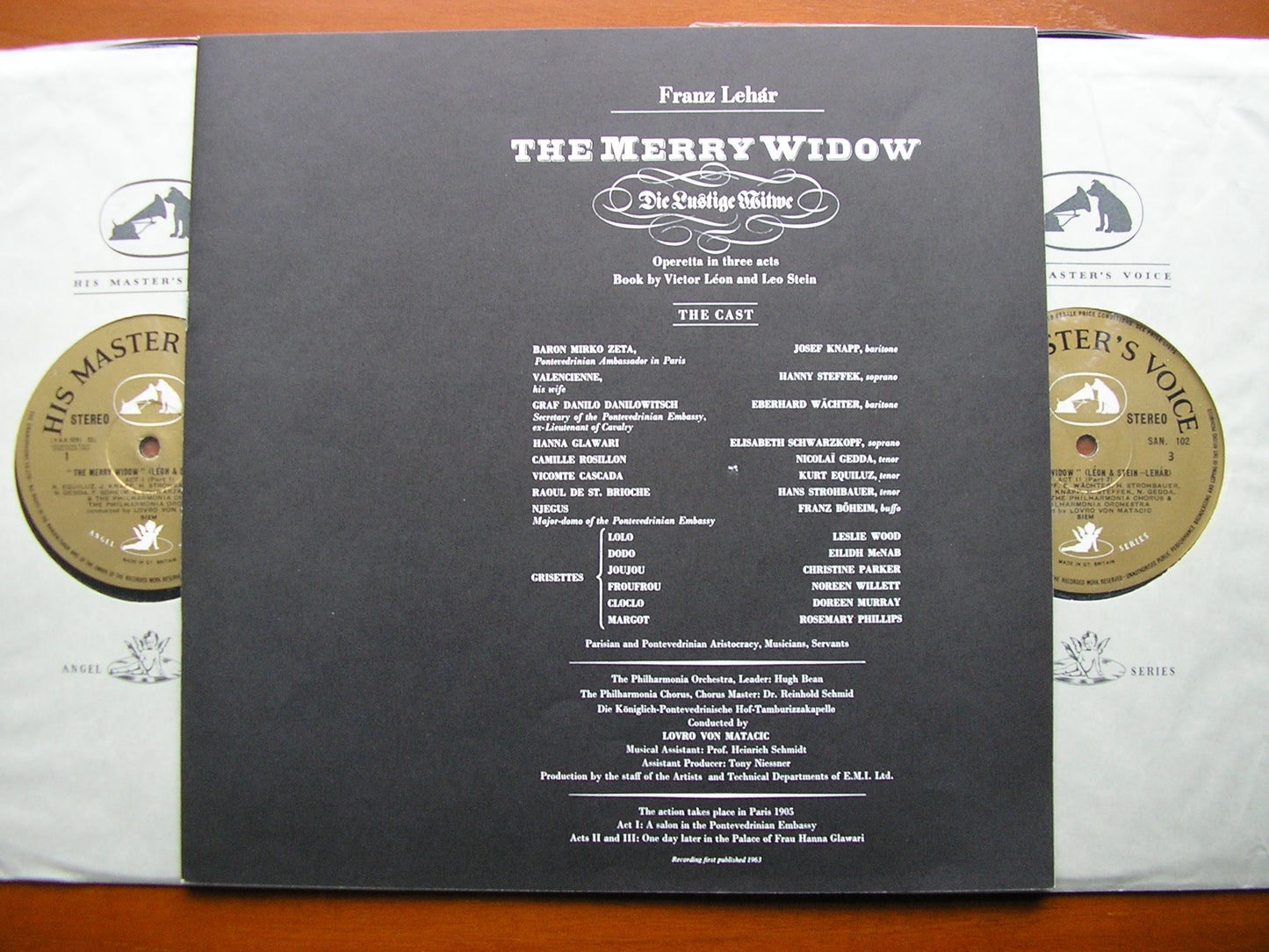 LEHAR: THE MERRY WIDOW   SCHWARZKOPF / GEDDA / WAECHTER / PHILHARMONIA / VON MATACIC   SAN 101 - 102