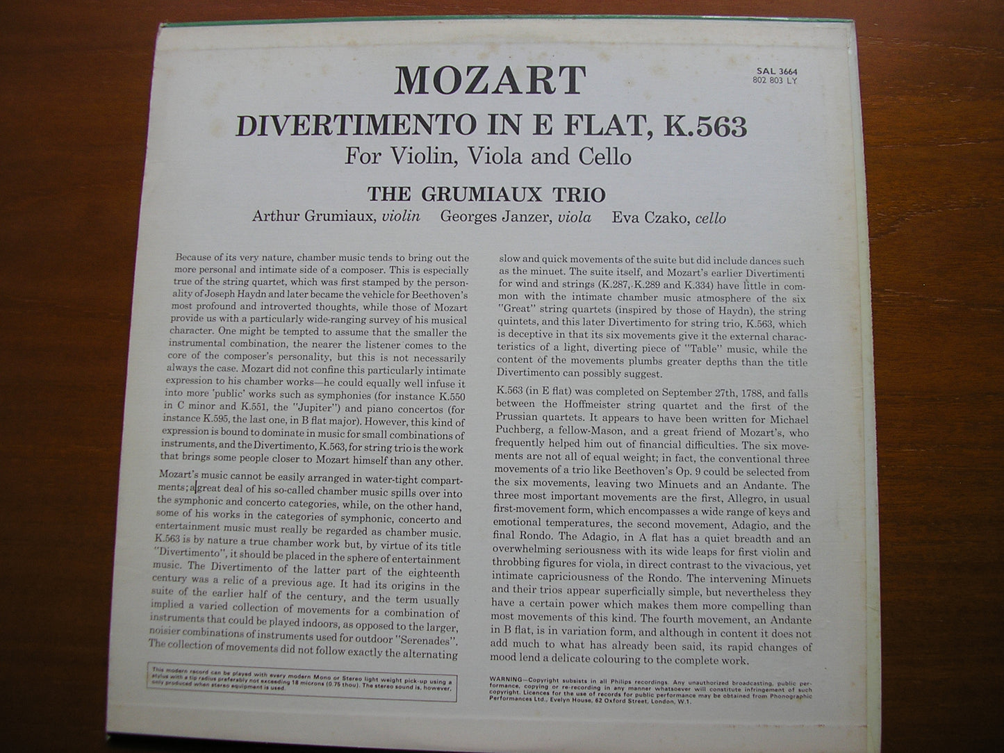 MOZART: DIVERTIMENTO K563      THE GRUMIAUX TRIO      SAL 3664
