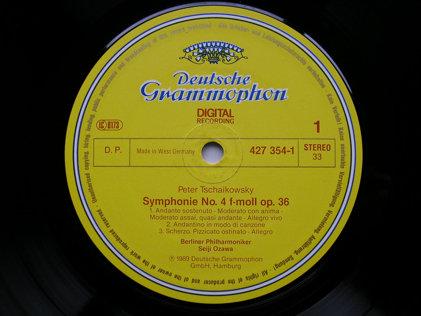 TCHAIKOVSKY: SYMPHONY No. 4  OZAWA / BERLIN PHILHARMONIC  427 354