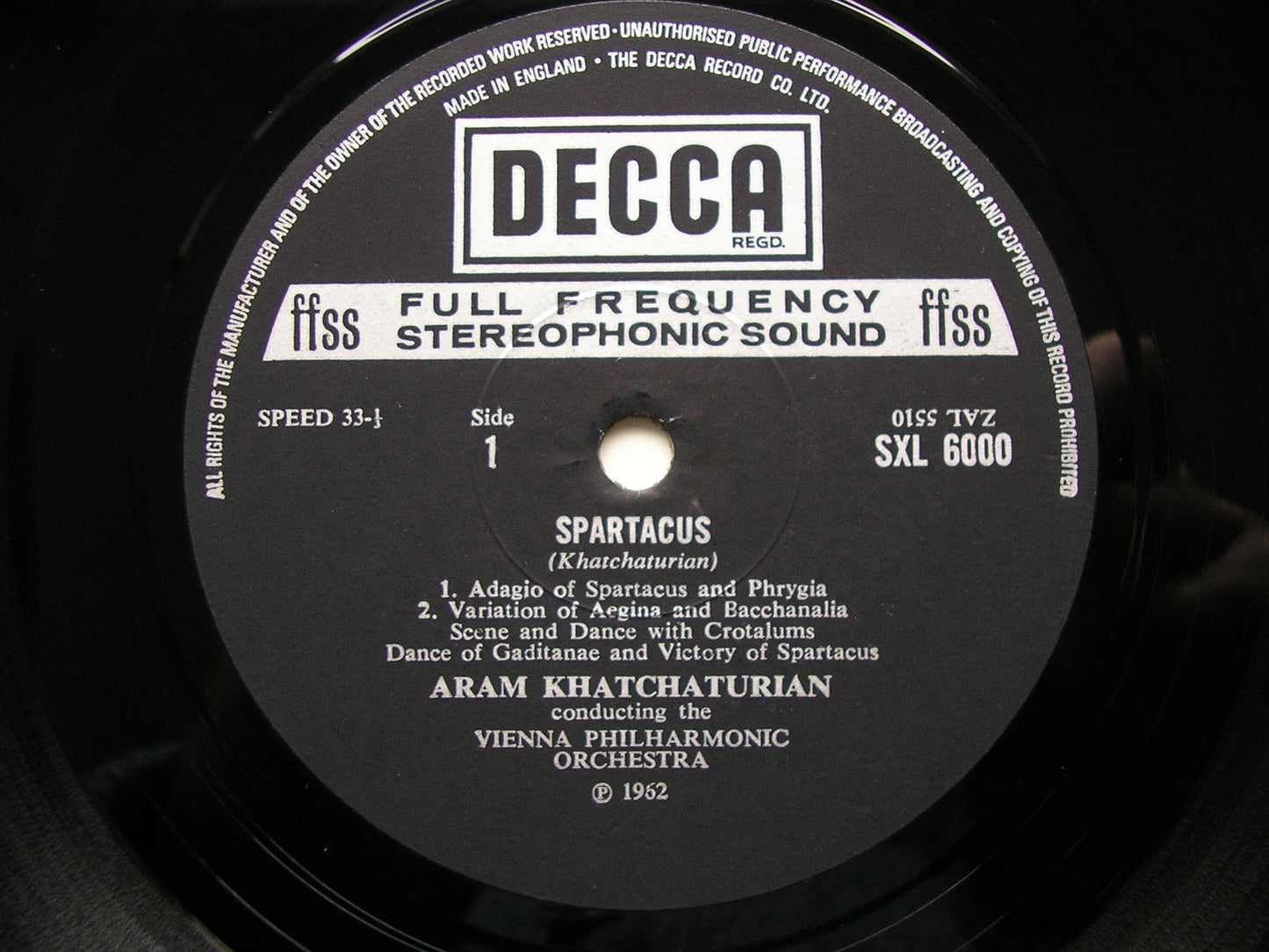 KHACHATURIAN: SPARTACUS / GAYANEH    KHACHATURIAN / VIENNA PHILHARMONIC   SXL 6000