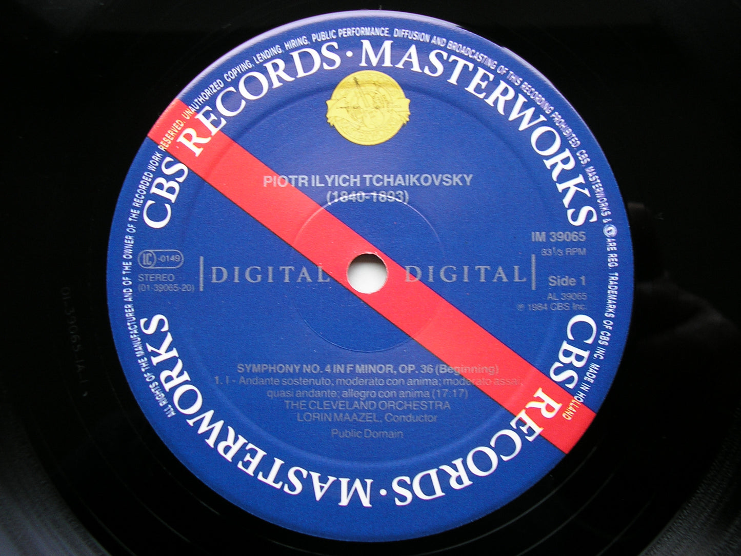 TCHAIKOVSKY: SYMPHONY No. 4  MAAZEL / CLEVELAND ORCHESTRA  IM 39065