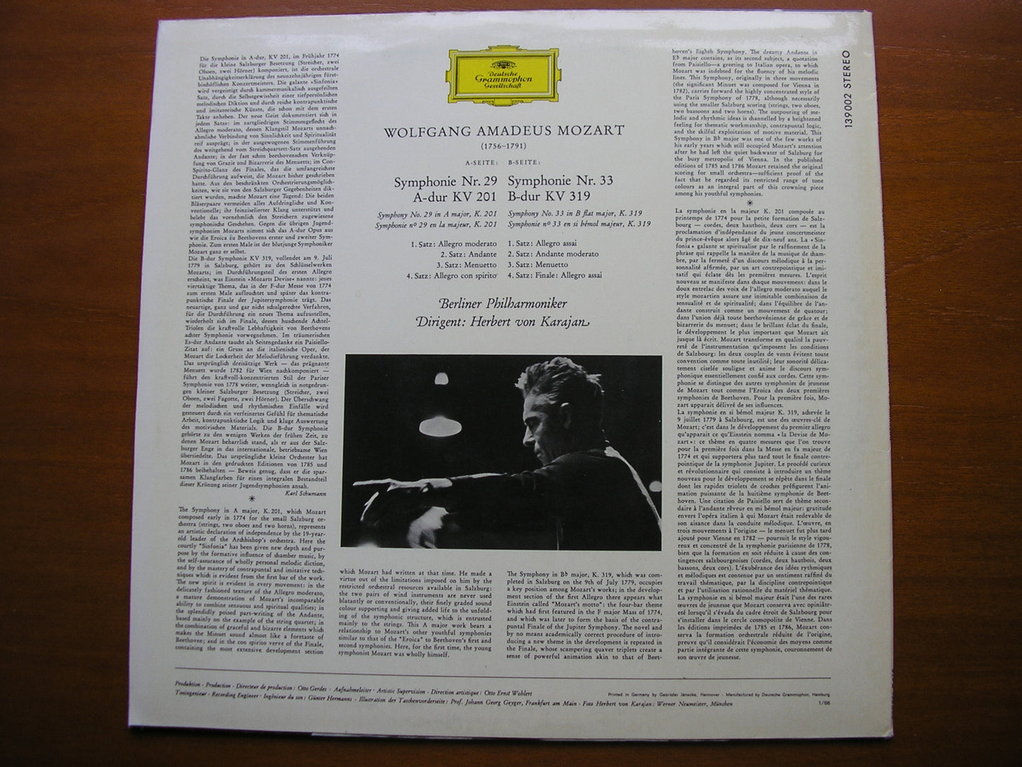 MOZART: SYMPHONIES Nos. 29 & 33    KARAJAN / BERLIN PHILHARMONIC    139 002