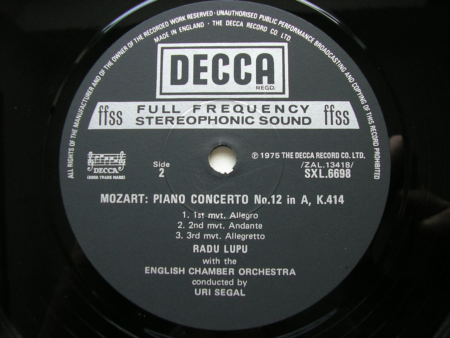 MOZART: PIANO CONCERTOS Nos. 12 K414 & 21 K467     RADU LUPU / ENGLISH CHAMBER ORCHESTRA / URI SEGAL    SXL 6698