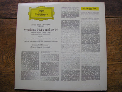 TCHAIKOVSKY: SYMPHONY No. 5   MRAVINSKY / LENINGRAD PHILHARMONIC   138 658