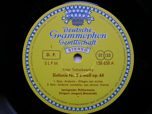 TCHAIKOVSKY: SYMPHONY No. 5   MRAVINSKY / LENINGRAD PHILHARMONIC   138 658